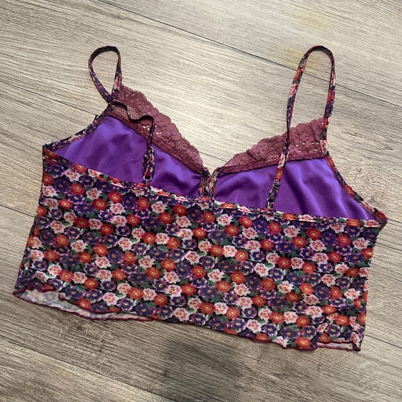 Plus size floral tank top - Picture 5 of 5